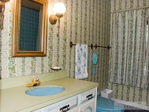 116 Fairway Dr, Beech Mountain, NC 28604 photo 4