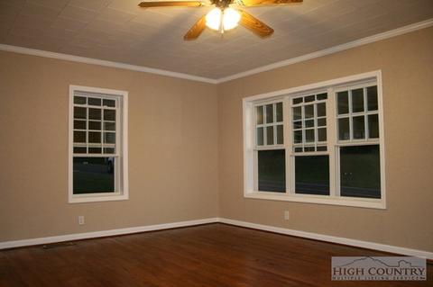 1240 Deep Ford Rd, Lansing, NC 28643 photo 6
