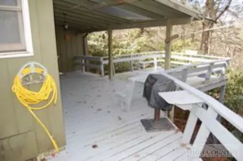 288 Hemlock Loop, Linville, NC 28646 photo 7