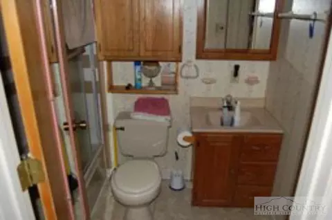 288 Hemlock Loop, Linville, NC 28646 photo 4