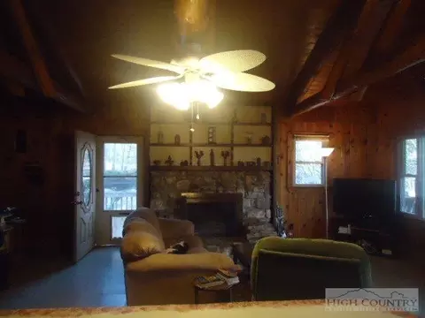 547 Rustic Rd, West Jefferson, NC 28694 photo 11