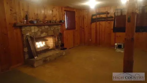 547 Rustic Rd, West Jefferson, NC 28694 photo 14