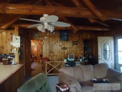 547 Rustic Rd, West Jefferson, NC 28694 photo 9