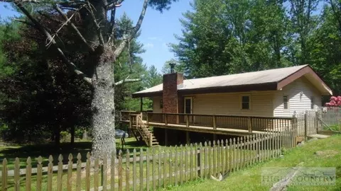547 Rustic Rd, West Jefferson, NC 28694 photo 1
