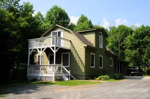 278 Robin Ln, Vilas, NC 28692 photo 1