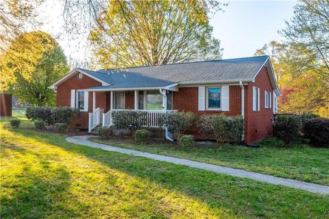 4621 North Carolina 62 Burlington Nc 27217 16 Photos Mls 116905 Movoto