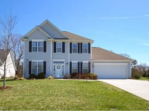 2458 Greenview Dr, Graham, NC 27253 photo 1