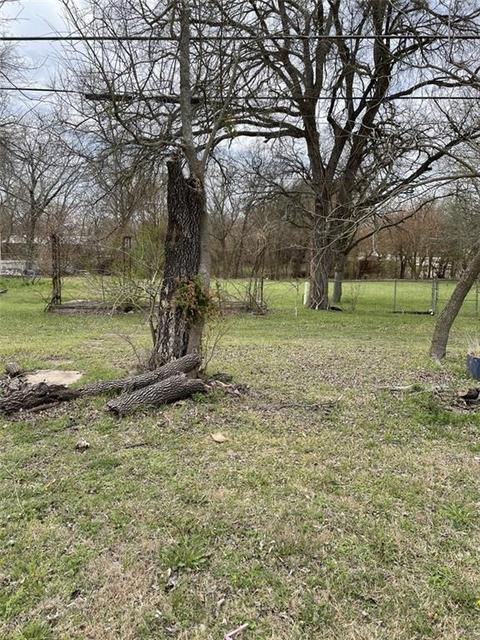 102 Front St, Lorena, TX 76655 photo 1