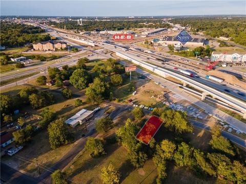 614 E Park St, Waco, TX 76705 photo 1