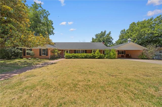 719 Oak Ln, Marlin, TX 76661 | 26 Photos - Movoto