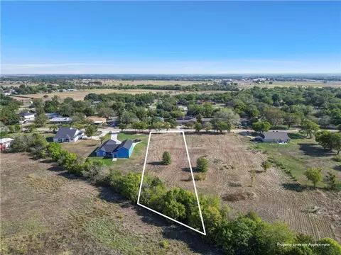 711 4th St, Eddy, TX 76524 photo 1