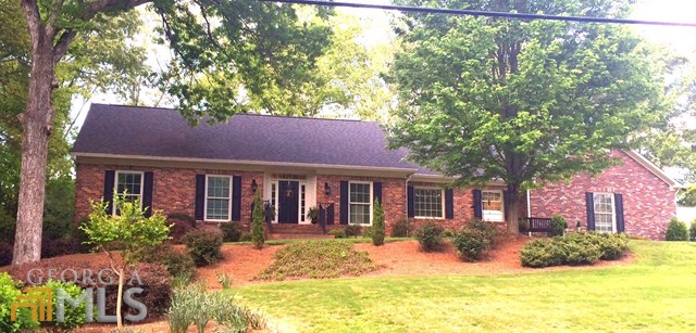 464 E Lake Dr, Gainesville, GA 30506 photo 1