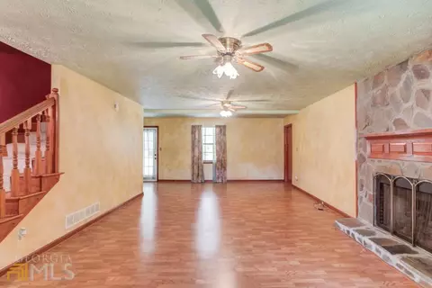 4012 Sunset Ct, Covington, GA 30014 photo 8