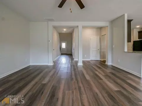 6777 Percy Way, Rex, GA 30273 photo 11