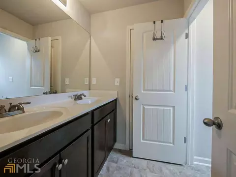 6777 Percy Way, Rex, GA 30273 photo 6
