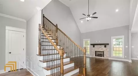 211 Perth Ct, Warner Robins, GA 31088 photo 5