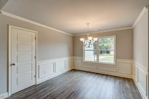 152 W Wright St, Winder, GA 30680 photo 13