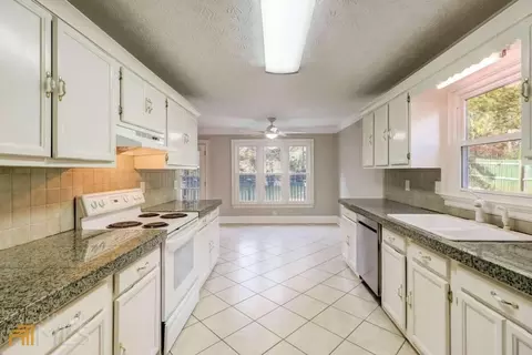 2701 Old Coach Rd, Duluth, GA 30096 photo 12