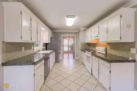 2701 Old Coach Rd, Duluth, GA 30096 photo 4