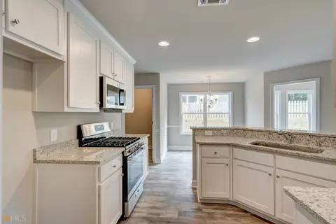 156 W Wright St, Winder, GA 30680 photo 23