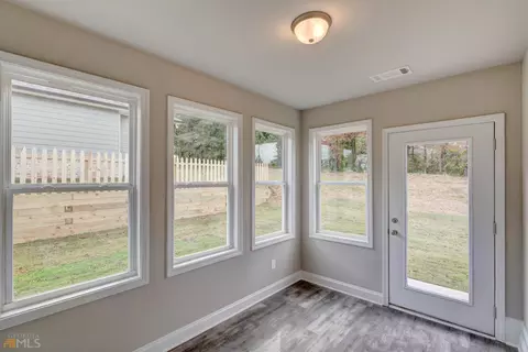 156 W Wright St, Winder, GA 30680 photo 16