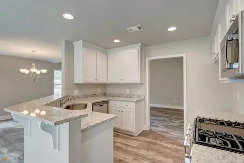 156 W Wright St, Winder, GA 30680 photo 22
