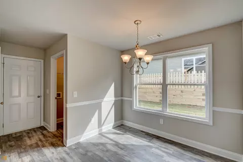 156 W Wright St, Winder, GA 30680 photo 18