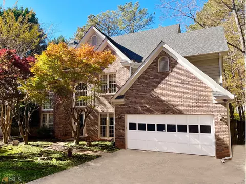 521 Shore Dr, Suwanee, GA 30024 photo 1