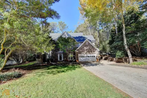 521 Shore Dr, Suwanee, GA 30024 photo 4