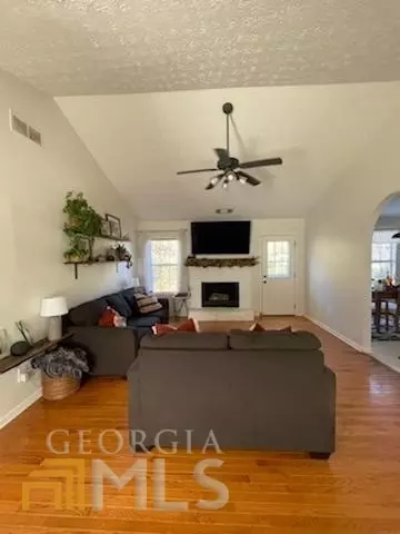 618 Windsor Dr, Monroe, GA 30656 photo 7