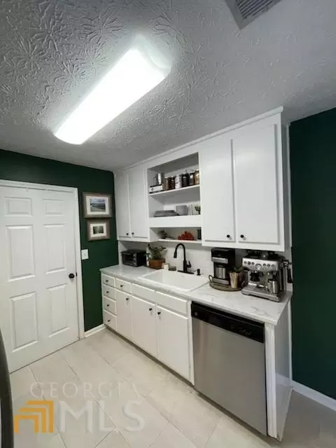 618 Windsor Dr, Monroe, GA 30656 photo 14