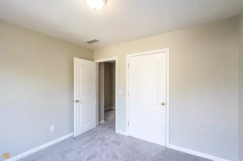 18 Whispering Pines Dr, Covington, GA 30016 photo 24