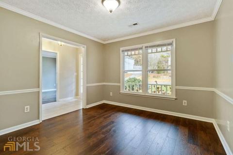606 Farmbrook Trl NE, Kennesaw, GA 30144 photo 9
