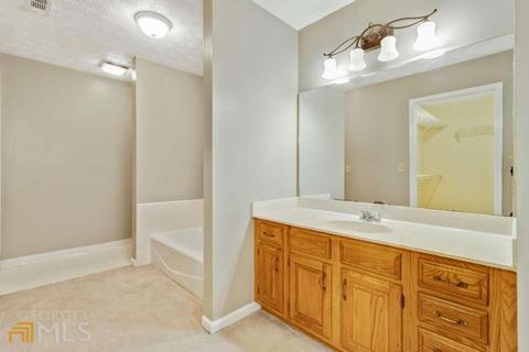 606 Farmbrook Trl NE, Kennesaw, GA 30144 photo 23