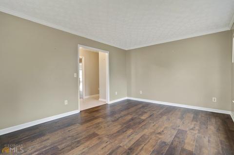 606 Farmbrook Trl NE, Kennesaw, GA 30144 photo 4