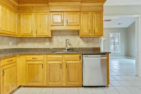606 Farmbrook Trl NE, Kennesaw, GA 30144 photo 13