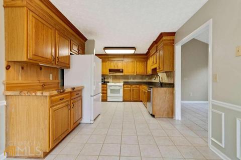 606 Farmbrook Trl NE, Kennesaw, GA 30144 photo 12