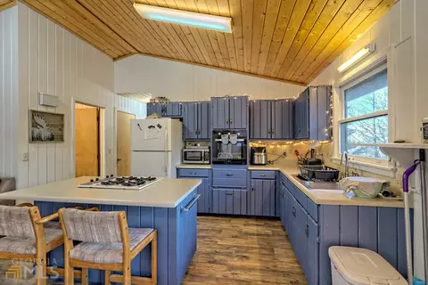 930 N Pond St, Toccoa, GA 30577 photo 13