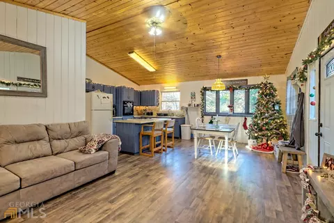 930 N Pond St, Toccoa, GA 30577 photo 9