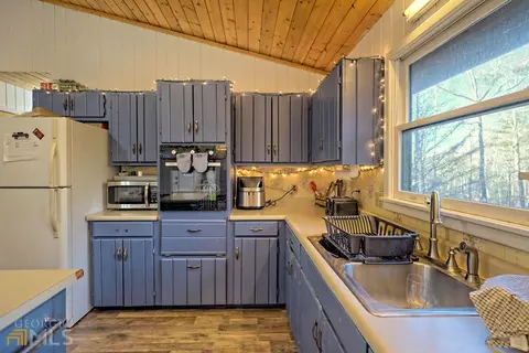 930 N Pond St, Toccoa, GA 30577 photo 14