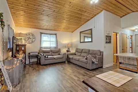 930 N Pond St, Toccoa, GA 30577 photo 6