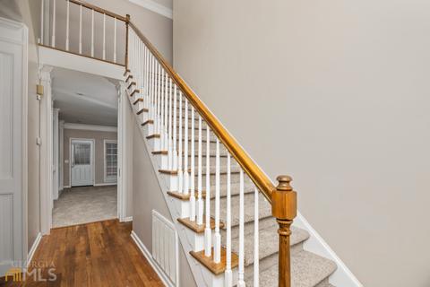 218 Village Dr, Lagrange, GA 30240 photo 7