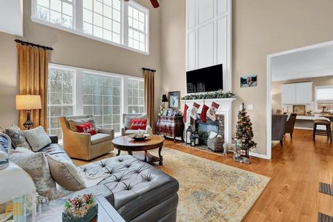 721 Hexham Ct, Suwanee, GA 30024 photo 11