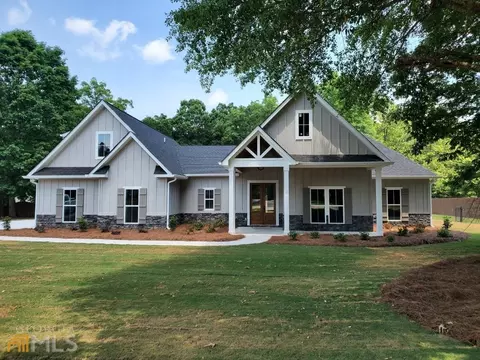 216 Willow Ridge Ln, Jackson, GA 30233 photo 1