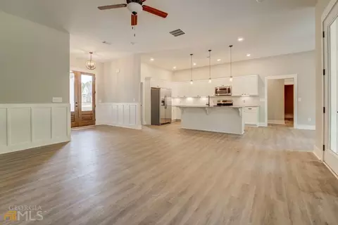 216 Willow Ridge Ln, Jackson, GA 30233 photo 8