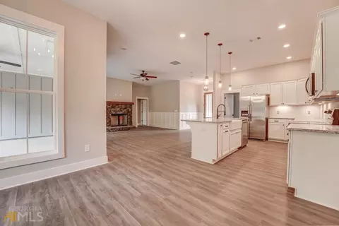 216 Willow Ridge Ln, Jackson, GA 30233 photo 13