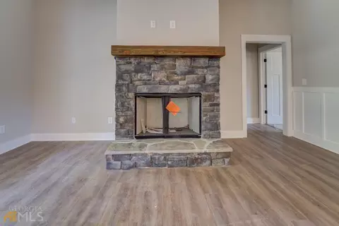 216 Willow Ridge Ln, Jackson, GA 30233 photo 9