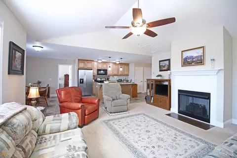 111 Highridge Manor Ct, Cornelia, GA 30531 photo 12