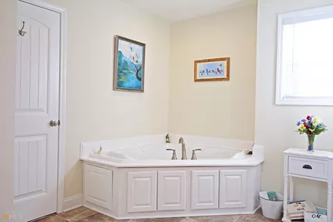 111 Highridge Manor Ct, Cornelia, GA 30531 photo 17