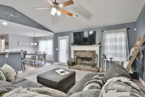 56 E Gordon Rd, Newnan, GA 30263 photo 12